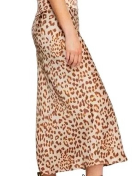 Free People Dresses & Skirts - Free people Leopard Print Midi Skirt in Beige and Brown
